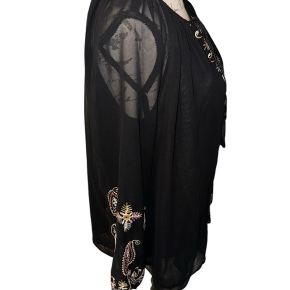 V Cristina Top - Picture 3 of 5